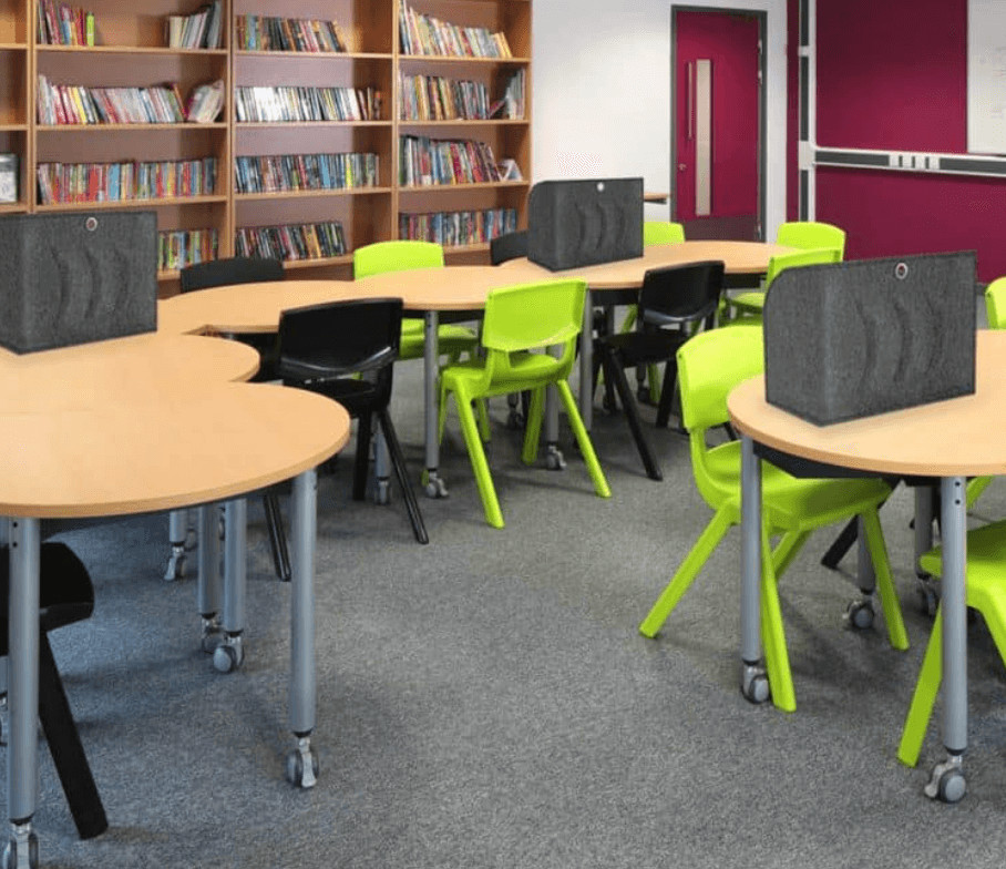 Foldable doorstop fitting