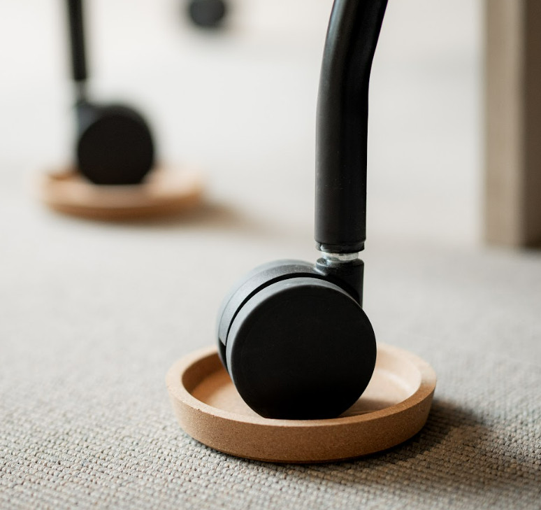 Bordskånere i kork, red dit bord fra brændemærker